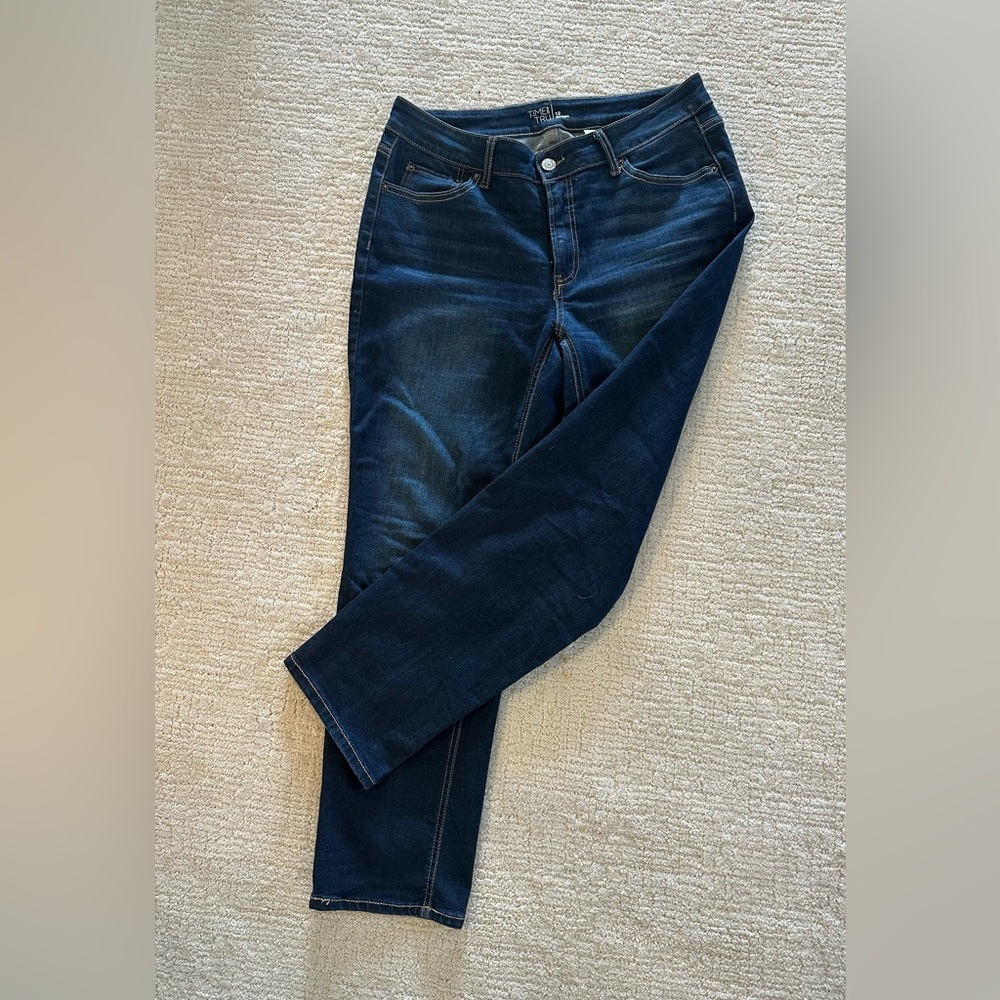 Time and Tru Women’s Mid Rise Straight Jeans, 29" Inseam, size 12 - Picture 9 of 9